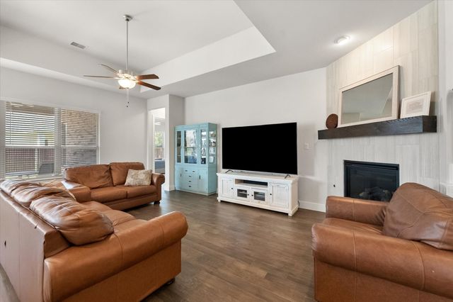 2705 Grainger Drive, Mansfield, TX 76063