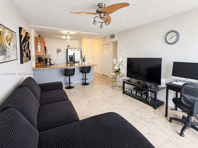 4550 NW 9th Street 901E, Miami, FL 33126