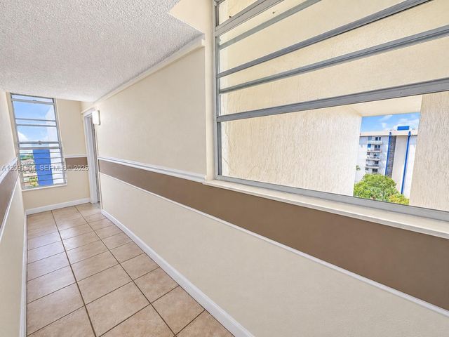 4550 NW 9th Street 901E, Miami, FL 33126