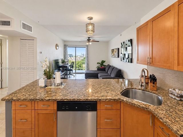 4550 NW 9th Street 901E, Miami, FL 33126