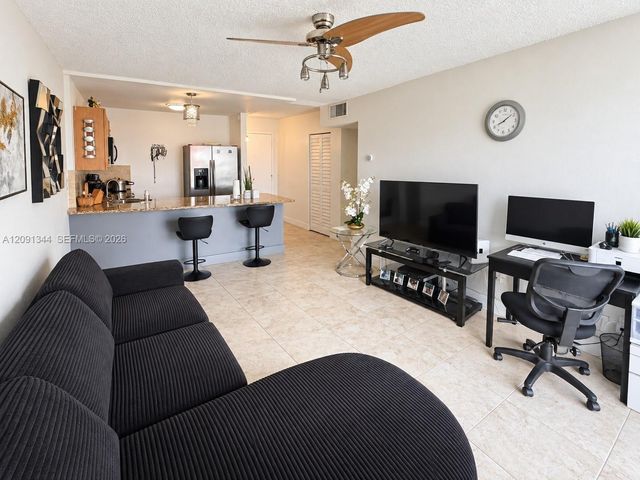 4550 NW 9th Street 901E, Miami, FL 33126