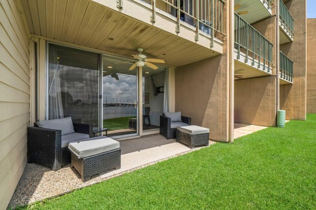 12600 Melville Drive 102A, Montgomery, TX 77356