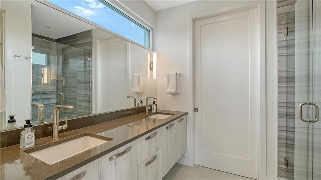 635 S ORANGE AVENUE 301, Sarasota, FL 34236