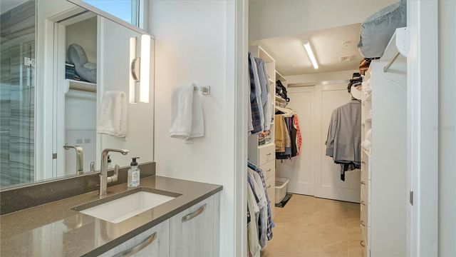 635 S ORANGE AVENUE 301, Sarasota, FL 34236