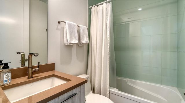 635 S ORANGE AVENUE 301, Sarasota, FL 34236