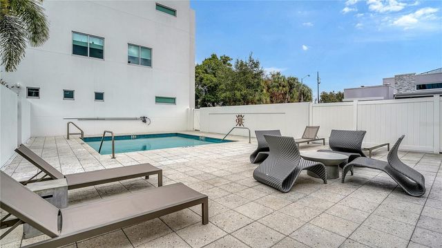 635 S ORANGE AVENUE 301, Sarasota, FL 34236