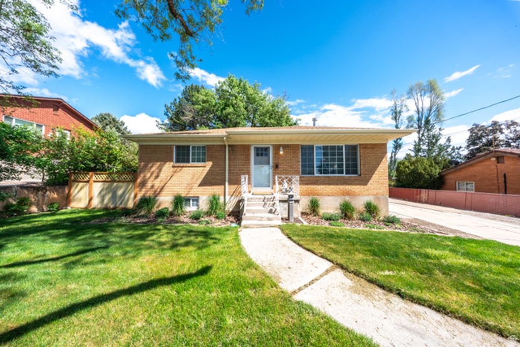 2970 N 300 E, North Ogden, UT 84414