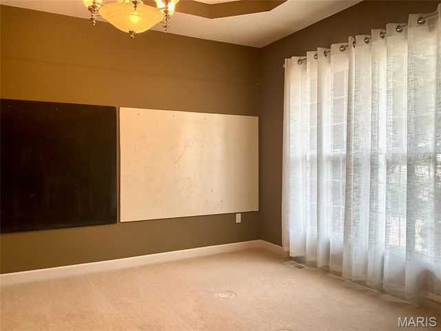 5 Bear Creek Court, Glen Carbon, IL 62034