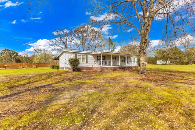 152 Creek View Drive, Wetumpka, AL 36092