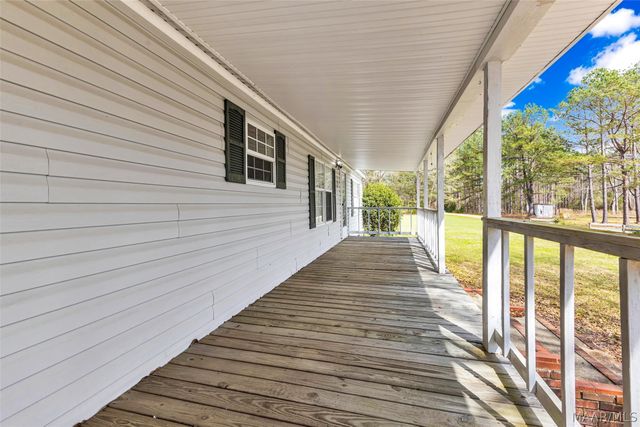 152 Creek View Drive, Wetumpka, AL 36092
