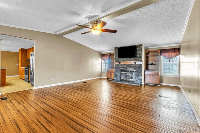 152 Creek View Drive, Wetumpka, AL 36092