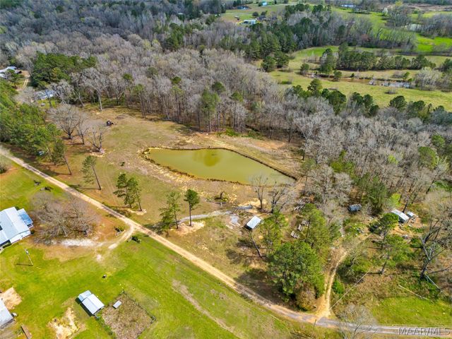 152 Creek View Drive, Wetumpka, AL 36092