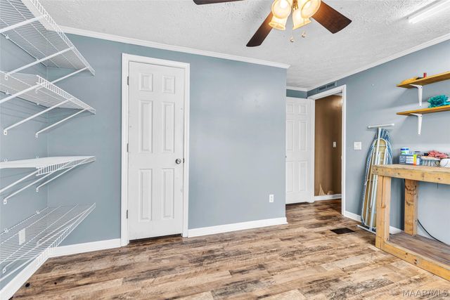 152 Creek View Drive, Wetumpka, AL 36092