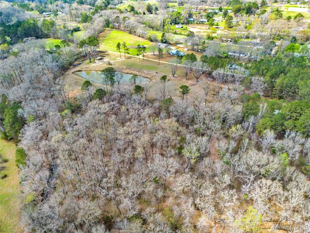 152 Creek View Drive, Wetumpka, AL 36092
