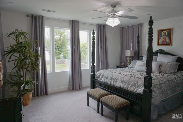 14615 Bromshire Street, Bakersfield, CA 93311