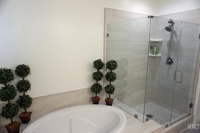 14615 Bromshire Street, Bakersfield, CA 93311