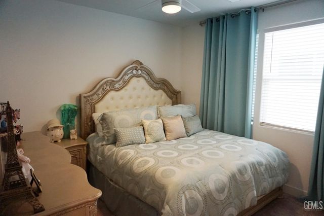 14615 Bromshire Street, Bakersfield, CA 93311