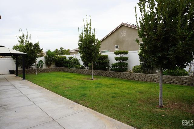 14615 Bromshire Street, Bakersfield, CA 93311