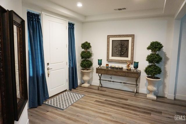 14615 Bromshire Street, Bakersfield, CA 93311