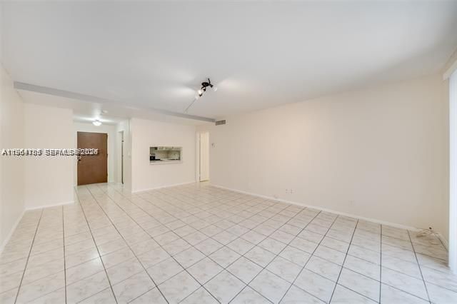 4848 NW 24th Ct 230, Lauderdale Lakes, FL 33313
