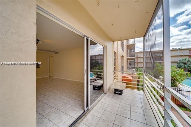 4848 NW 24th Ct 230, Lauderdale Lakes, FL 33313