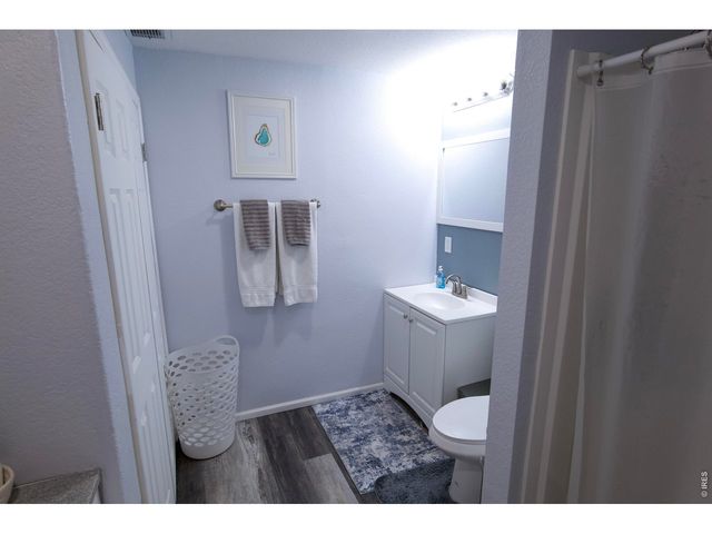 915 44th Ave Ct 2, Greeley, CO 80634