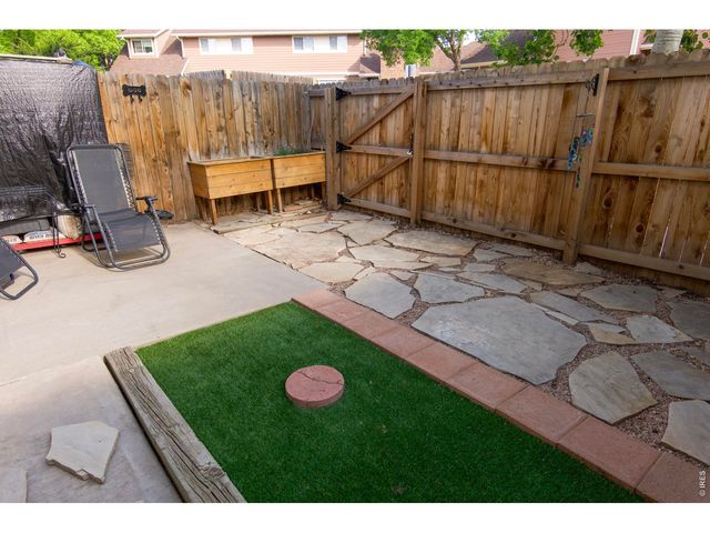 915 44th Ave Ct 2, Greeley, CO 80634