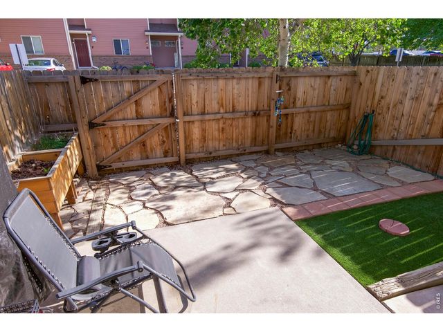 915 44th Ave Ct 2, Greeley, CO 80634