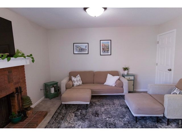 915 44th Ave Ct 2, Greeley, CO 80634