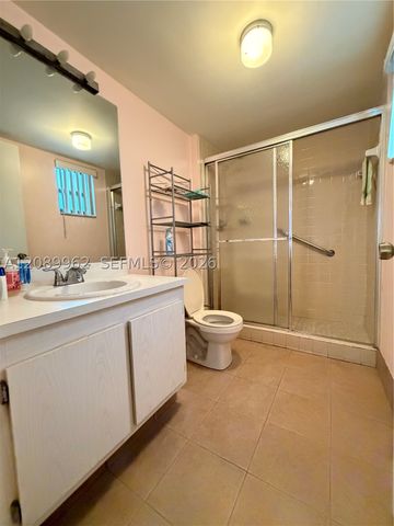 8020 Hampton Blvd 401, North Lauderdale, FL 33068