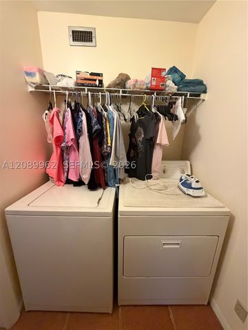 8020 Hampton Blvd 401, North Lauderdale, FL 33068