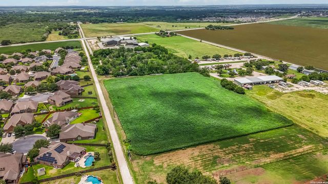 3275 N State Highway 46, Seguin, TX 78155