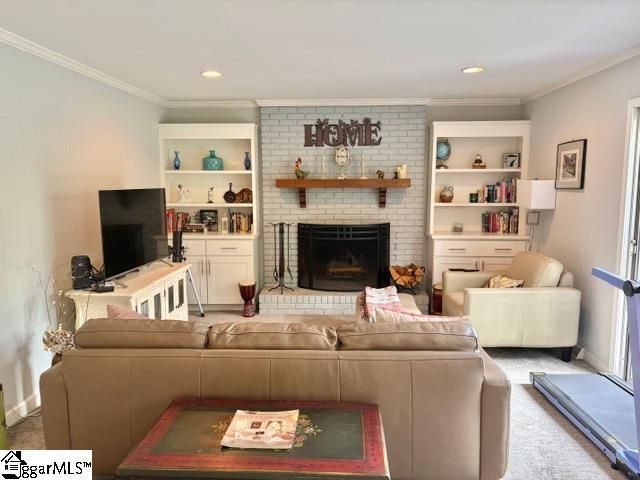 20 E Indian Trail, Taylors, SC 29687