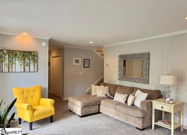 20 E Indian Trail, Taylors, SC 29687