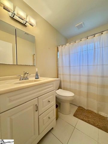 20 E Indian Trail, Taylors, SC 29687