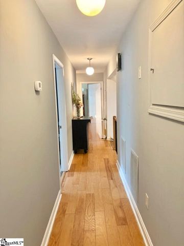 20 E Indian Trail, Taylors, SC 29687