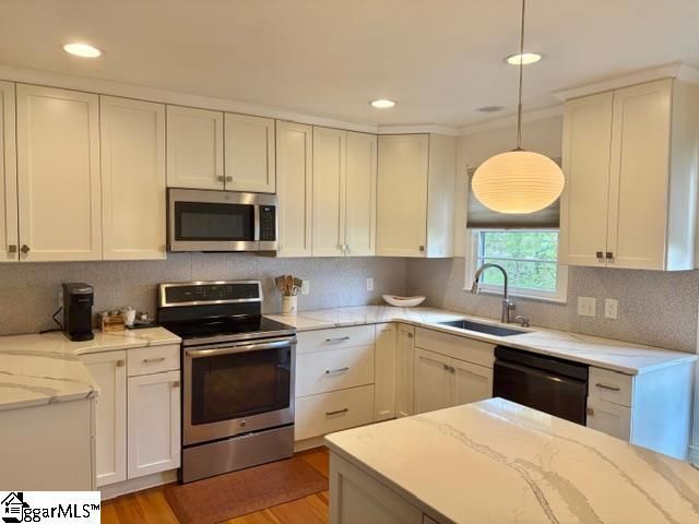 20 E Indian Trail, Taylors, SC 29687