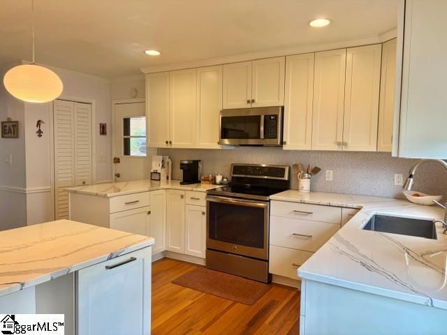 20 E Indian Trail, Taylors, SC 29687