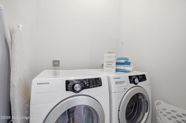 4723 E Belle Fontaine Road, Ocean Springs, MS 39564