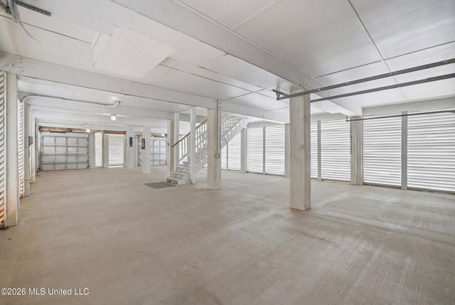 4723 E Belle Fontaine Road, Ocean Springs, MS 39564