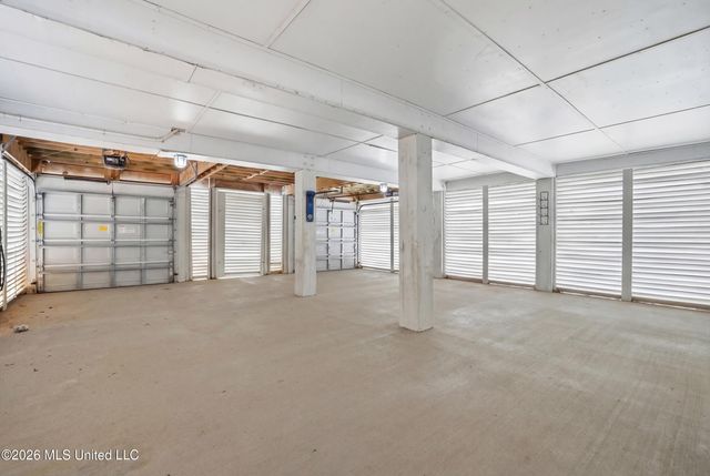 4723 E Belle Fontaine Road, Ocean Springs, MS 39564