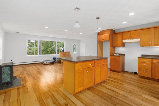174 Ayrault Road, East Greenwich, RI 02818