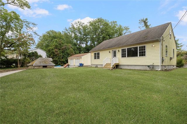 174 Ayrault Road, East Greenwich, RI 02818