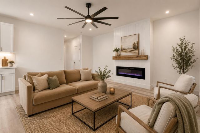 159 Molokini DR, Bastrop, TX 78602