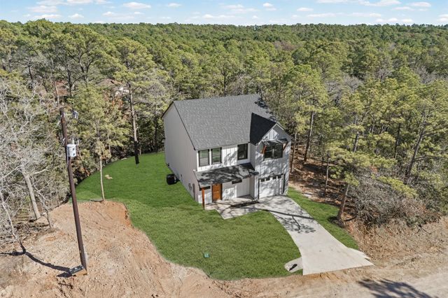 159 Molokini DR, Bastrop, TX 78602
