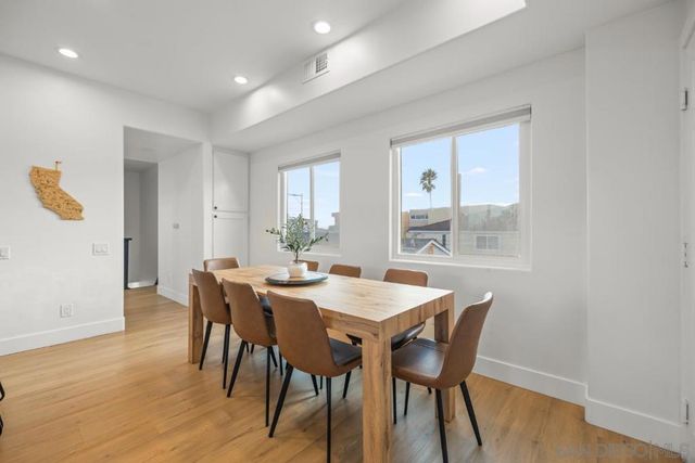 727 Ostend Ct, San Diego, CA 92109