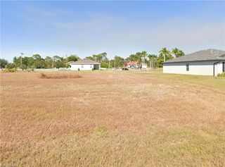 43 NE 31st TER, Cape Coral, FL 33909