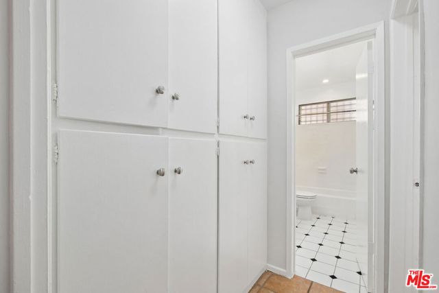 6153 Lexington Avenue 29, Los Angeles, CA 90038