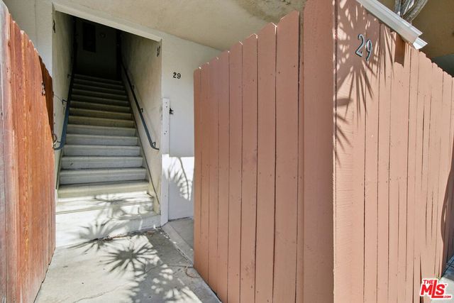 6153 Lexington Avenue 29, Los Angeles, CA 90038