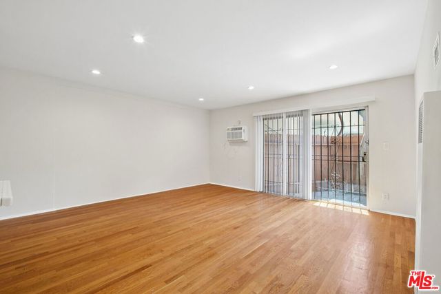 6153 Lexington Avenue 29, Los Angeles, CA 90038